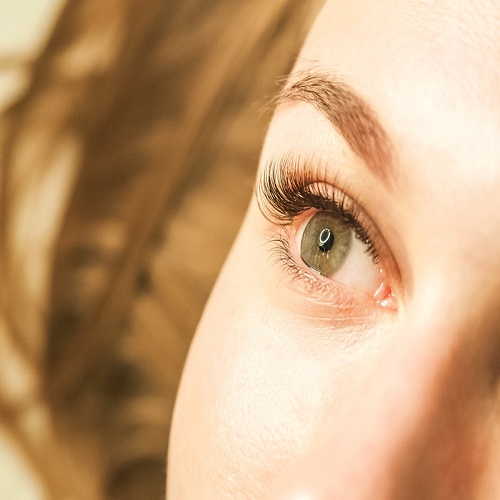 EYELASHES EXTENSIONS